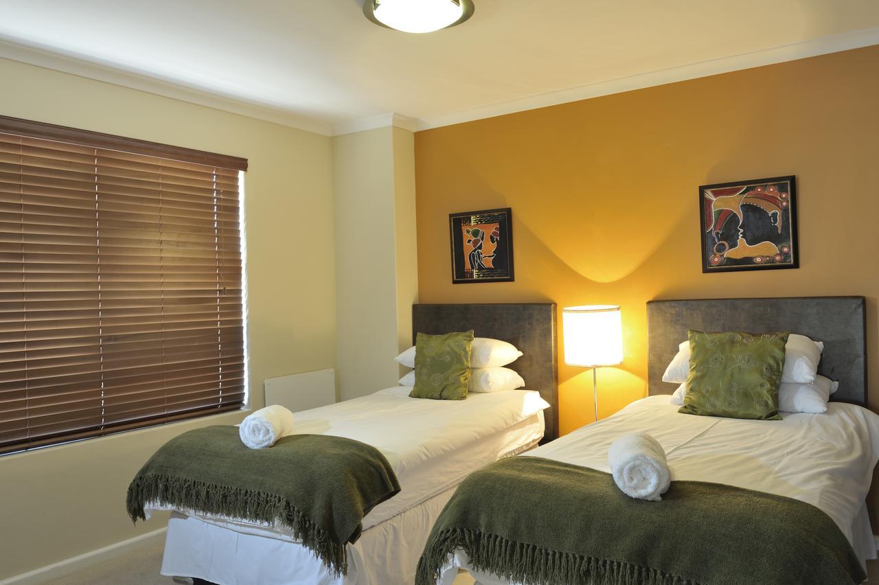 Langebaan Country Estate Apartment Bagian luar foto